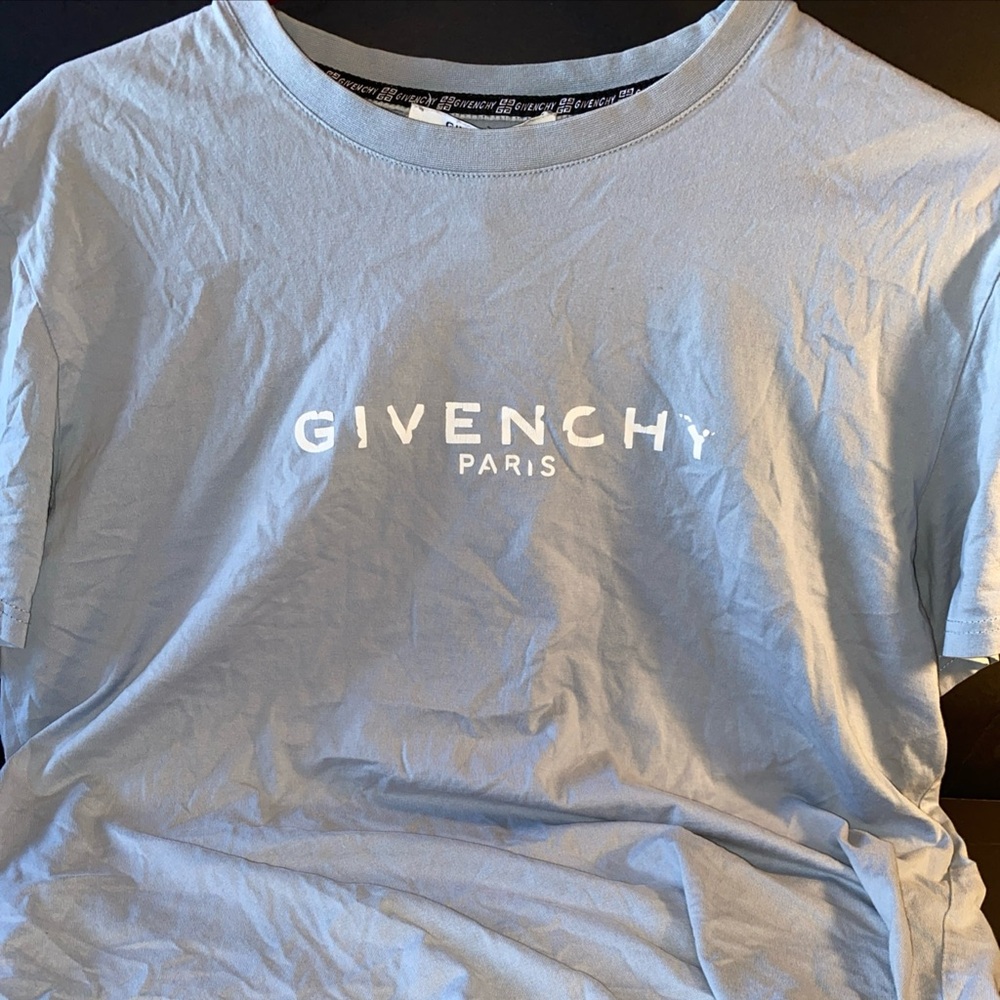 Givenchy T-Shirt Men Size L (read)